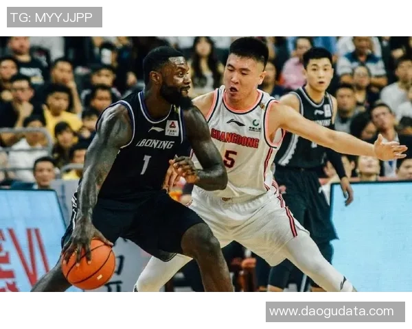 南京篮球队强势领跑冠军赛积分榜以53分稳居第一