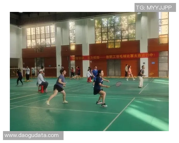 南京羽毛球队领跑最新羽毛球配合TOP10展现强劲实力与团队默契